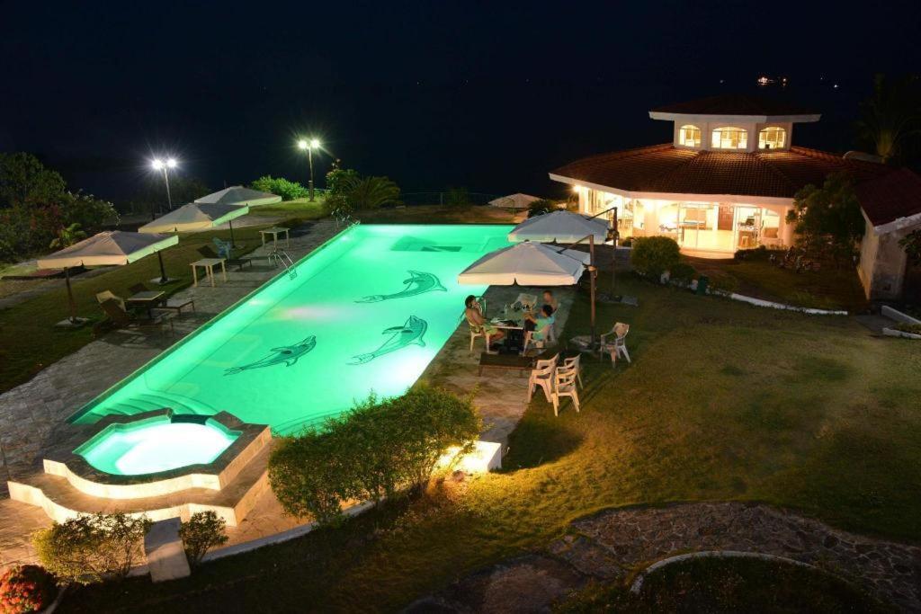 Sherwood Bay Resort & Aqua Sports Inc. Tabalong Bagian luar foto