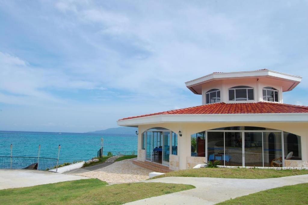 Sherwood Bay Resort & Aqua Sports Inc. Tabalong Bagian luar foto